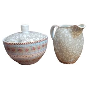 Pip tableware set with creamer, sugar bowl and Lid